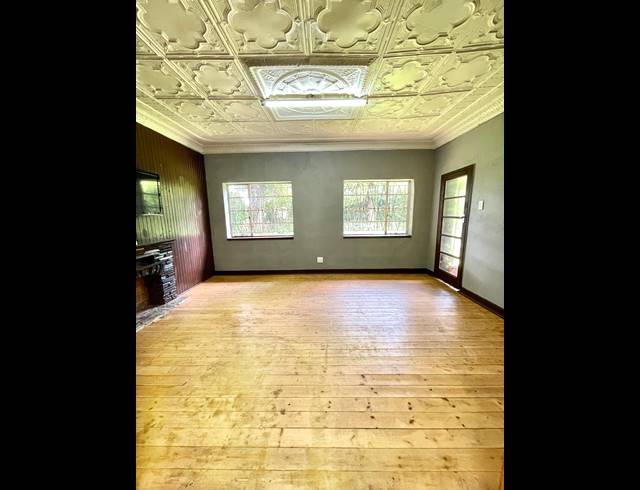 3 BEDROOM FREEHOLD FOR SALE IN UNITAS PARK